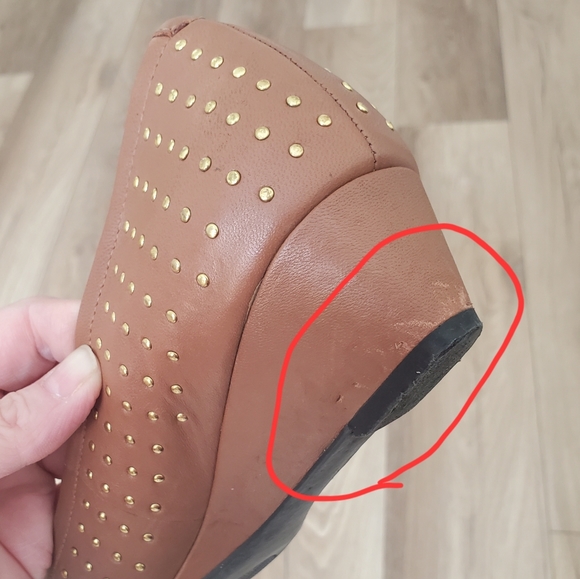 "me Too" tan leather peep-toe kitten wedges / low-heel shoes, size 8.5, GUC - Picture 8 of 10